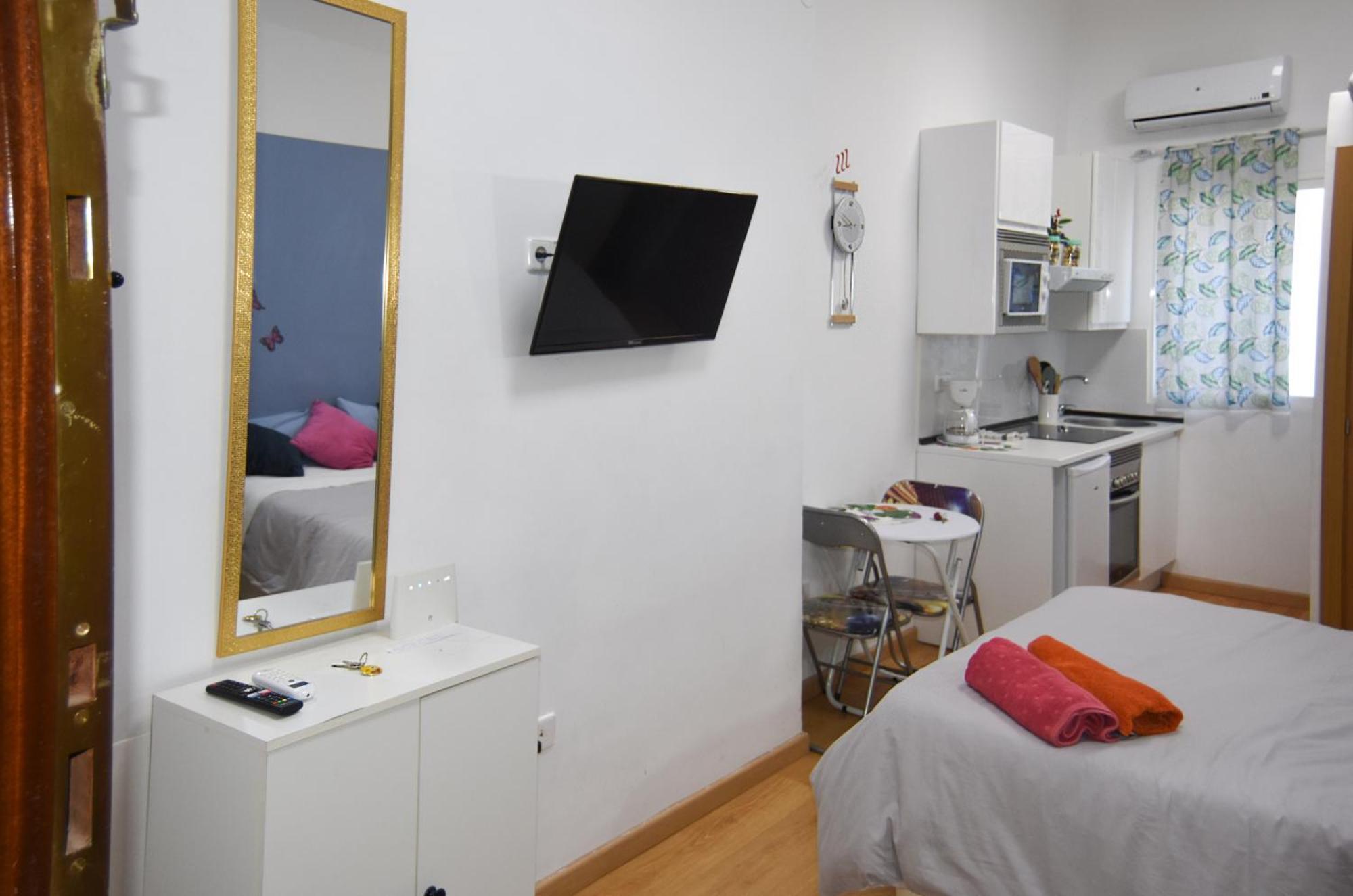 Apartmán Loft Puerta De Sol Madrid Exteriér fotografie
